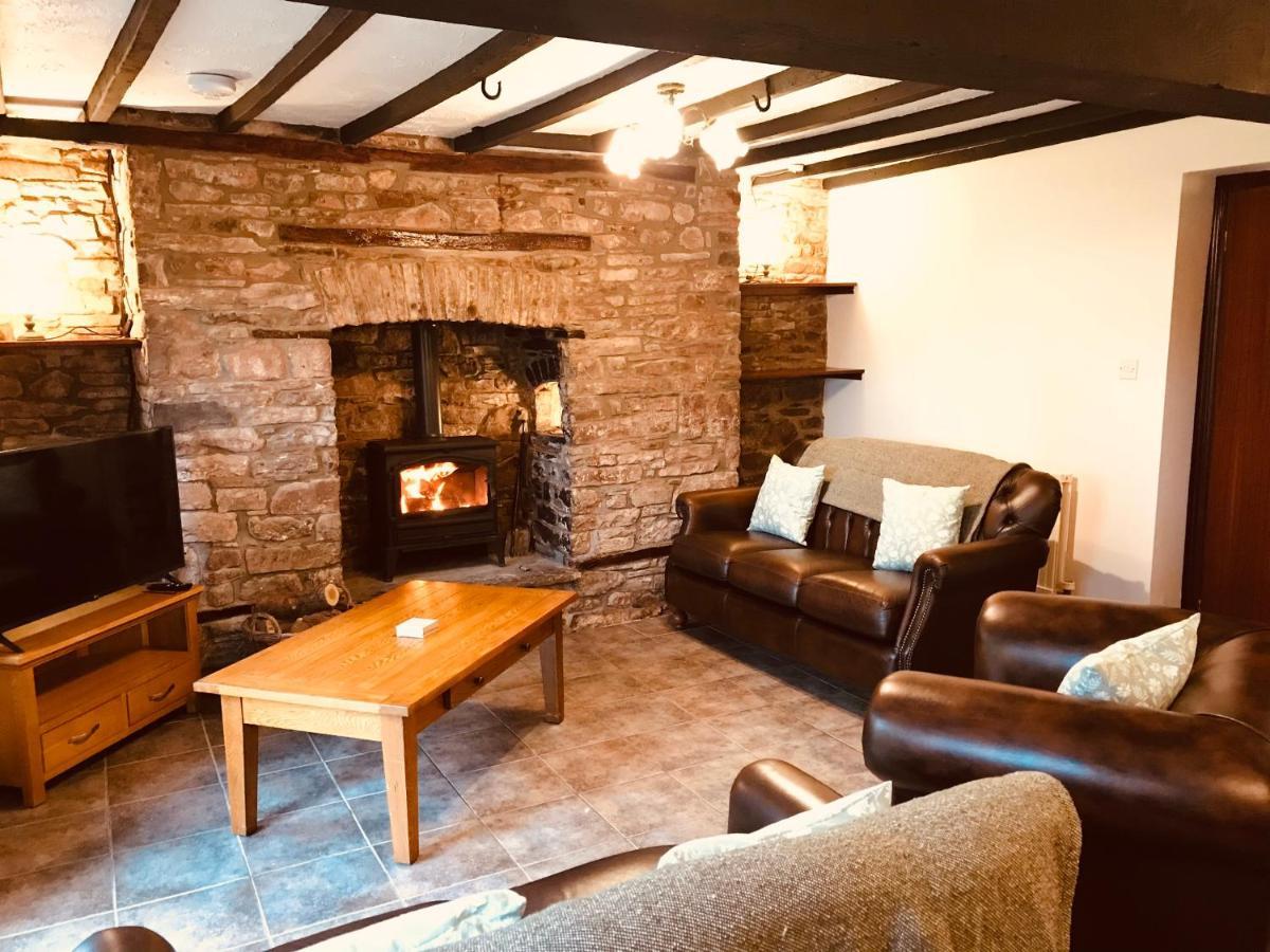 Cobblers Cottage In Brecon Beacons Exterior photo