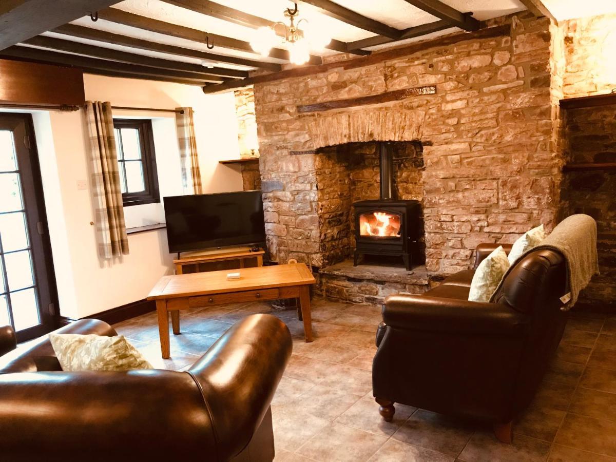 Cobblers Cottage In Brecon Beacons Exterior photo